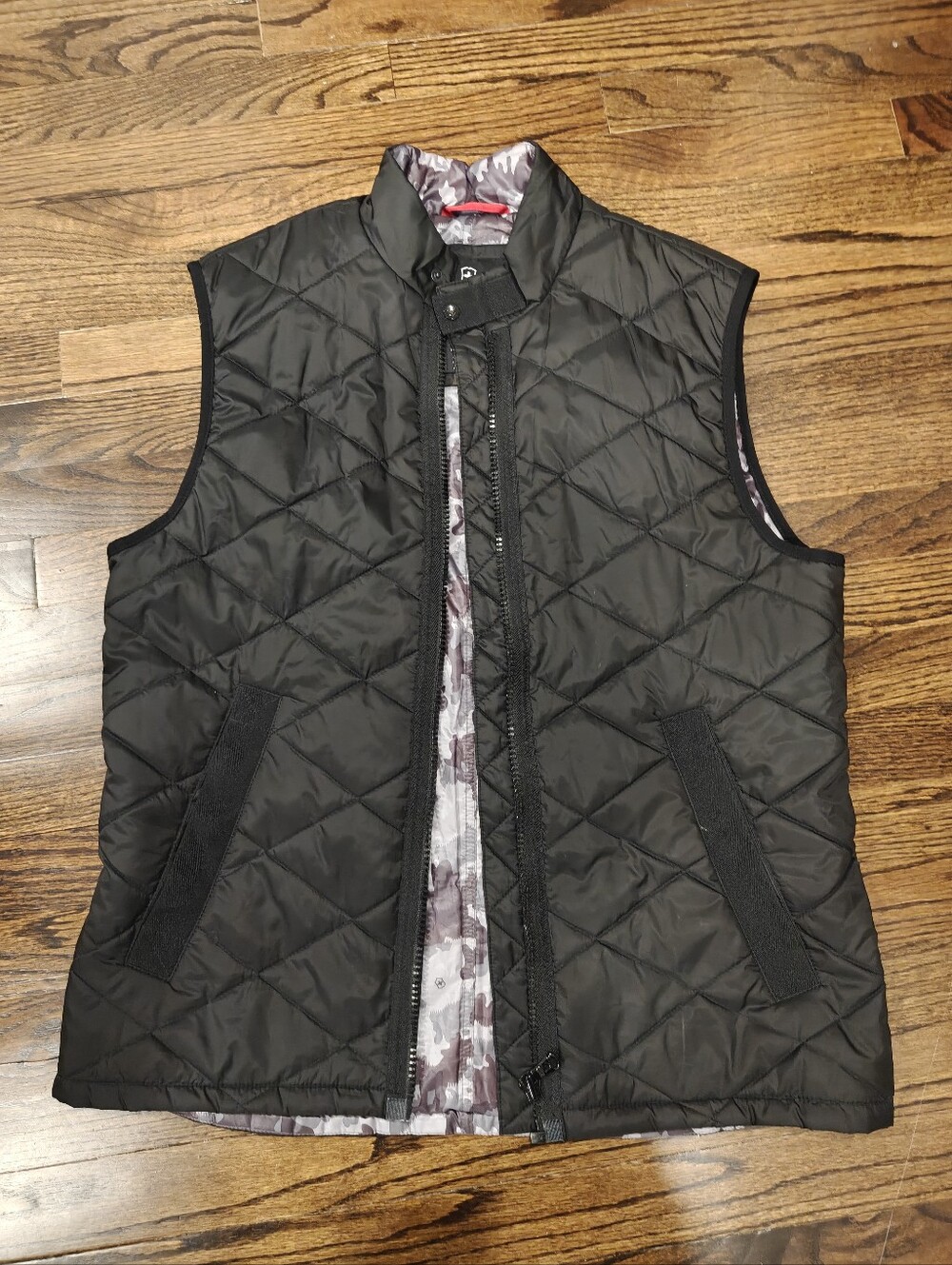 Victorinox Mens Swiss Army Vest